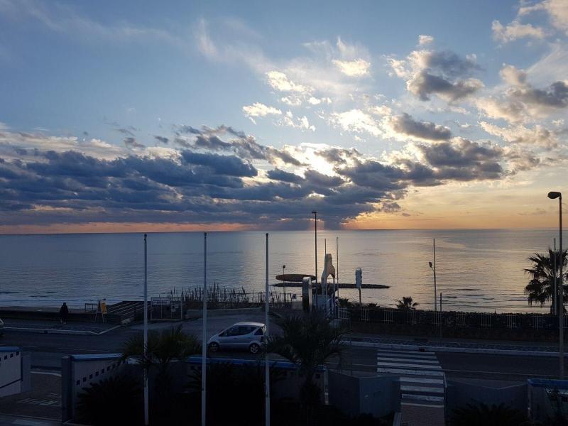 Serpa Hotel Anzio Esterno foto