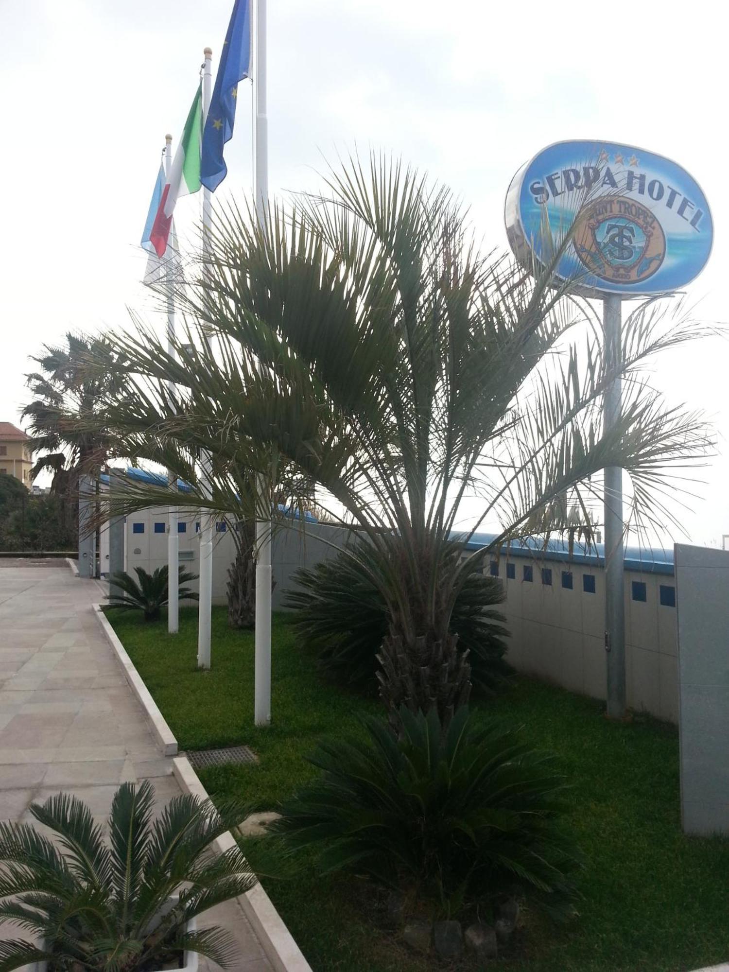 Serpa Hotel Anzio Esterno foto