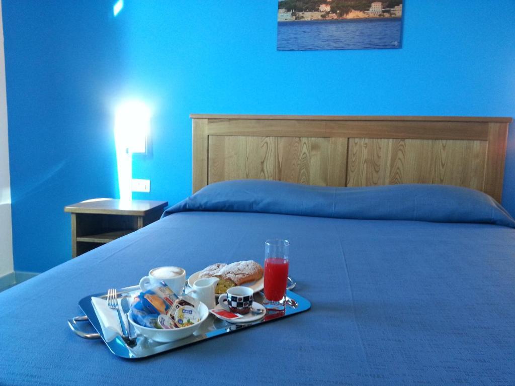 Serpa Hotel Anzio Camera foto