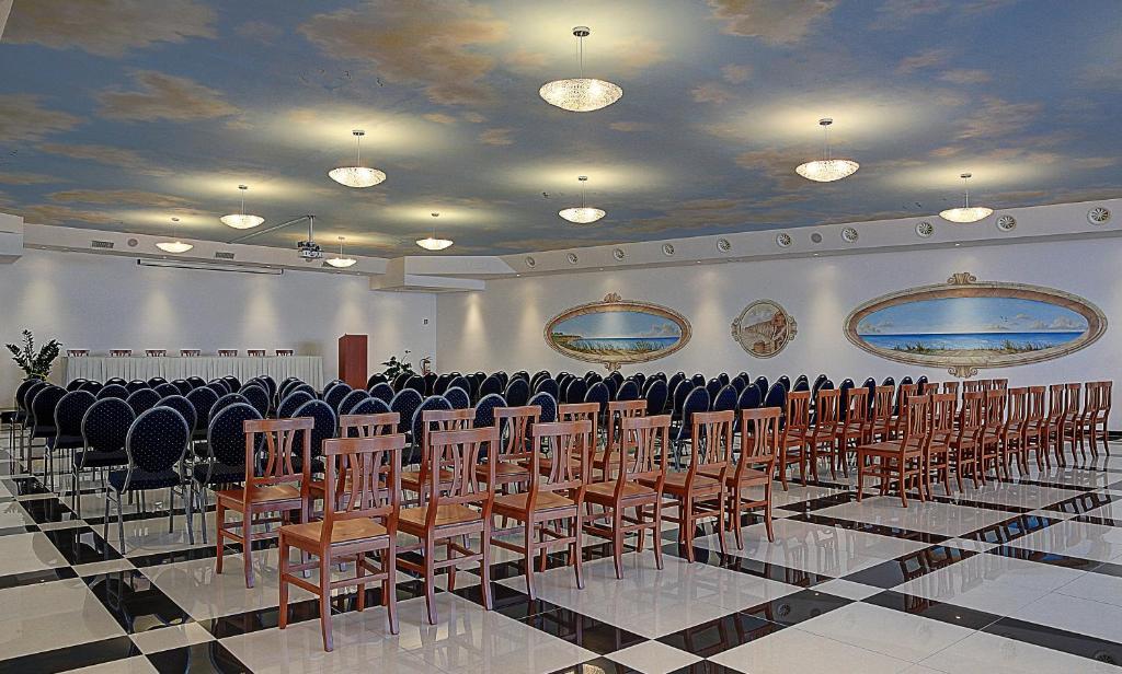 Serpa Hotel Anzio Esterno foto